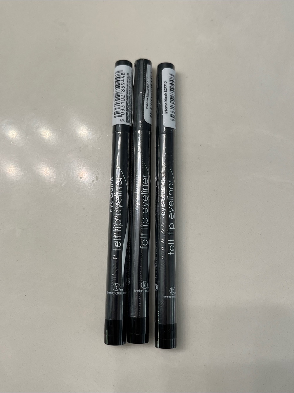 Felt Tip Eyeliner - Black